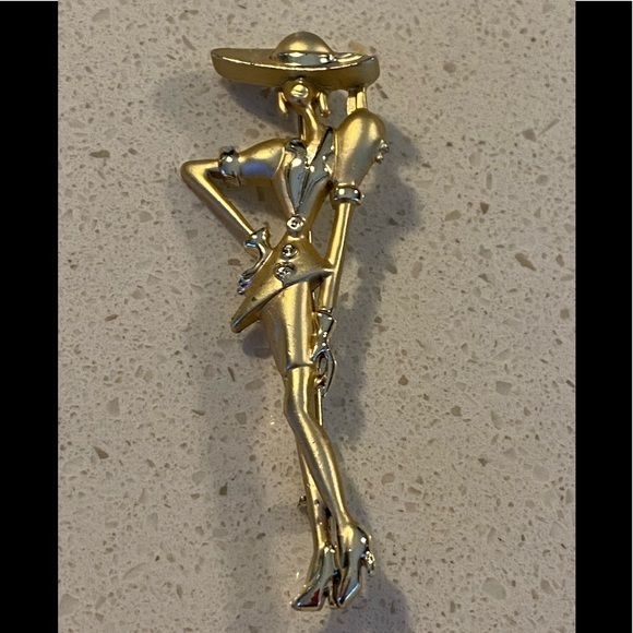 VintageLadies fashion pin from 1980's. In great condition 2/8" long x 1" wide - Picture 1 of 10